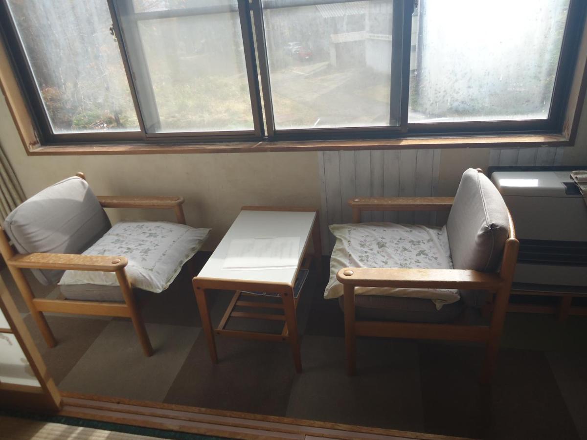 Cafe Cerisier栖里時絵 Hotel Mioko Kültér fotó