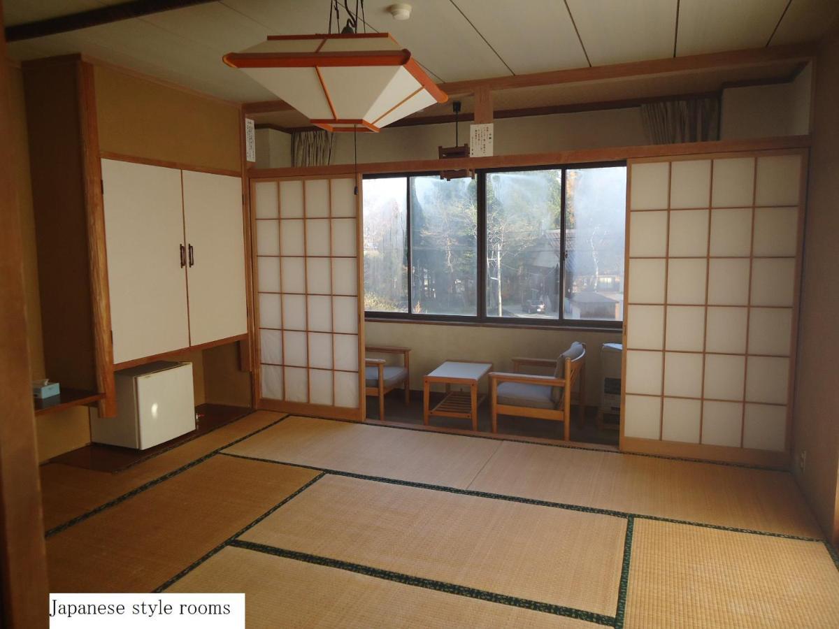 Cafe Cerisier栖里時絵 Hotel Mioko Kültér fotó