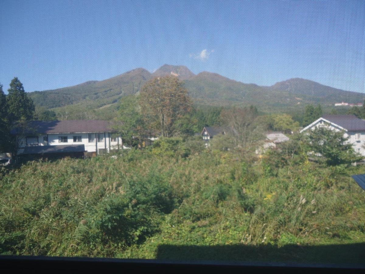 Cafe Cerisier栖里時絵 Hotel Mioko Kültér fotó